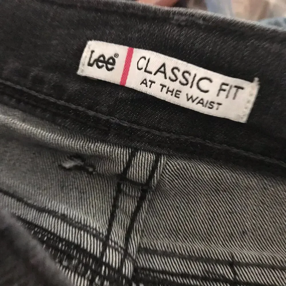 Lee Classic Fit Black Cutoff Denim Jean Shorts Size 10